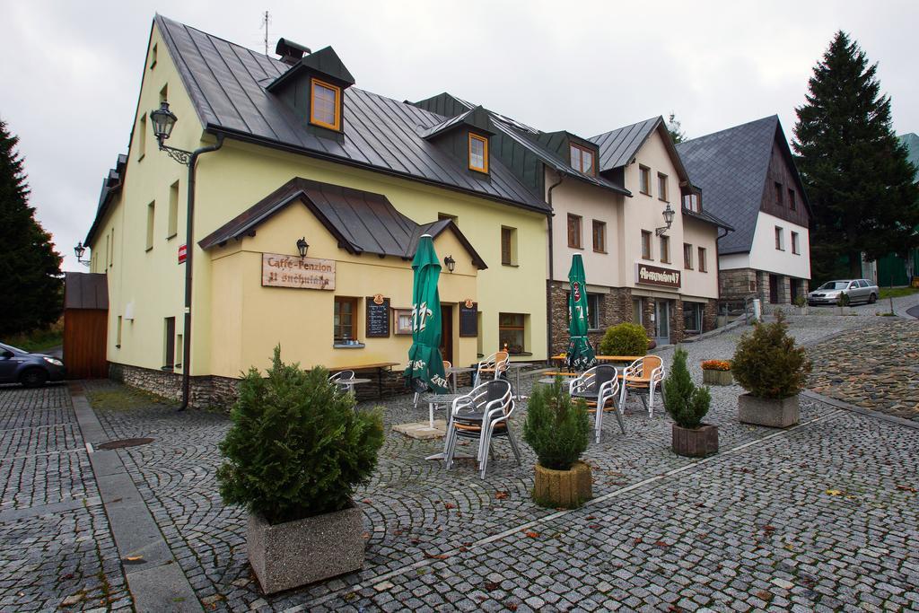 Penzion U Snehulaka Boží Dar Exterior foto